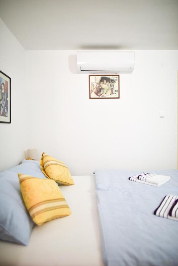 Luka'S Amber Rooms In The Center Of Τρογκίρ Εξωτερικό φωτογραφία